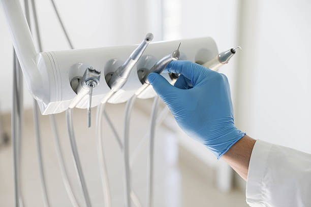 Professional Tooth Extraction technician working in Lakewood Park, FL